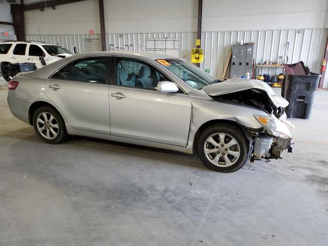 4T4BF3EKXBR213148 - 2011 TOYOTA CAMRY BASE SILVER photo 4