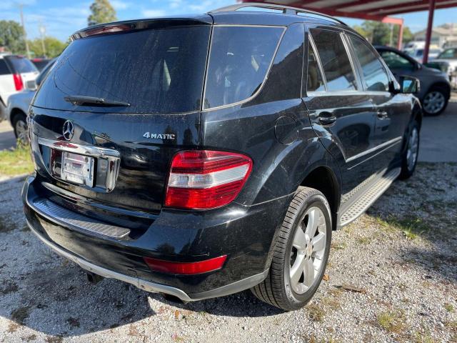 4JGBB8GB2BA736231 - 2011 MERCEDES-BENZ ML 350 4MATIC BLACK photo 4