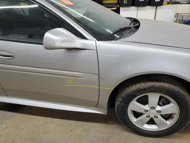2G2WP552X81138789 - 2008 PONTIAC GRAND PRIX 银色 照片 12