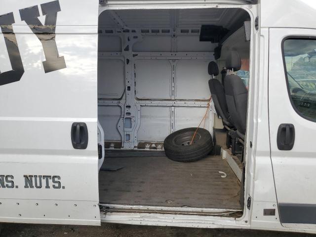 3C6TRVDG1JE154658 - 2018 RAM PROMASTER 2500 HIGH Weiß Foto 11