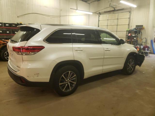 5TDJZRFH4HS478622 - 2017 TOYOTA HIGHLANDER SE WHITE photo 3