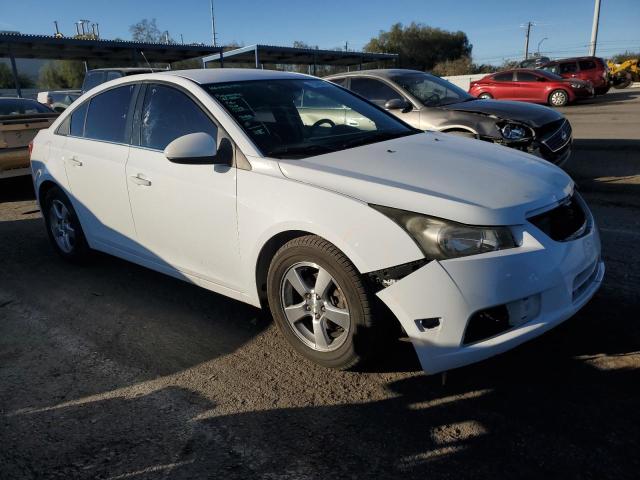 1G1PC5SB7E7103778 - 2014 CHEVROLET CRUZE LT WHITE photo 4