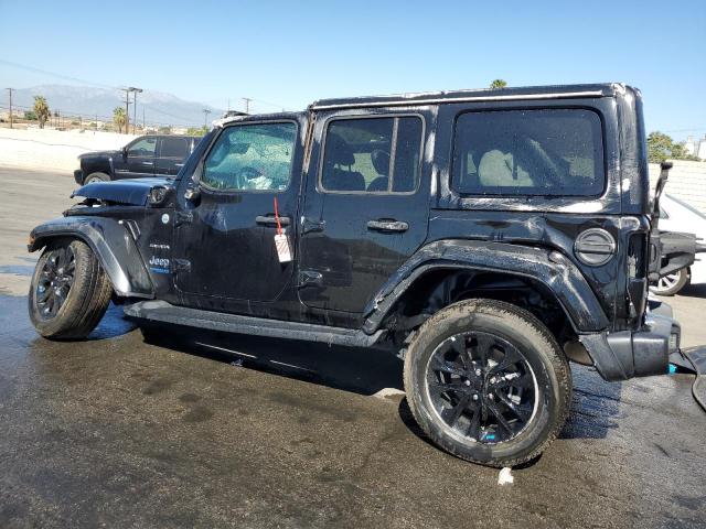 1C4JJXP68NW178764 - 2022 JEEP WRANGLER U SAHARA 4XE BLACK photo 2