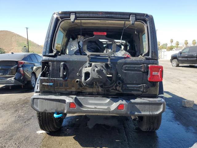 1C4JJXP68NW178764 - 2022 JEEP WRANGLER U SAHARA 4XE BLACK photo 6