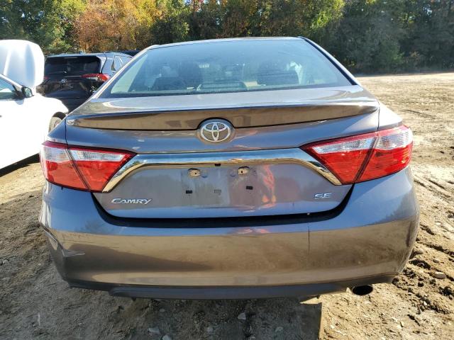 4T1BF1FK8HU352457 - 2017 TOYOTA CAMRY LE GRAY photo 6