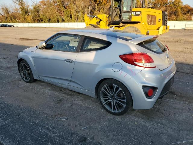 KMHTC6AE8HU313833 - 2017 HYUNDAI VELOSTER TURBO SILVER photo 2