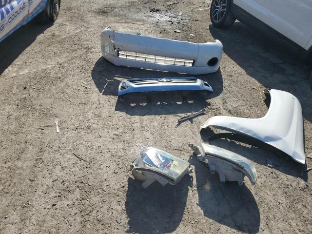 5TETX22N08Z522877 - 2008 TOYOTA TACOMA ACCESS CAB WHITE photo 12