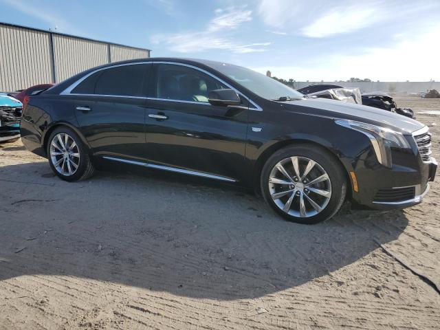 2G61U5S32K9127566 - 2019 CADILLAC XTS BLACK photo 4