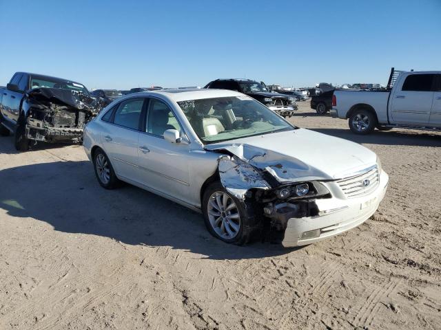 KMHFC46F76A112118 - 2006 HYUNDAI AZERA SE WHITE photo 4