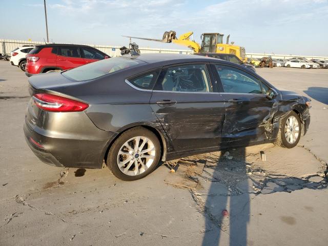 3FA6P0LU8KR187727 - 2019 FORD FUSION SE GRAY photo 3