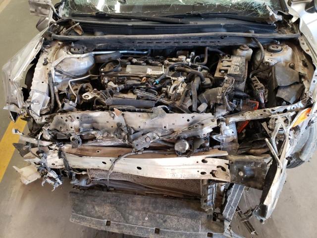 4T1B11HK0JU128357 - 2018 TOYOTA CAMRY L SILVER photo 11