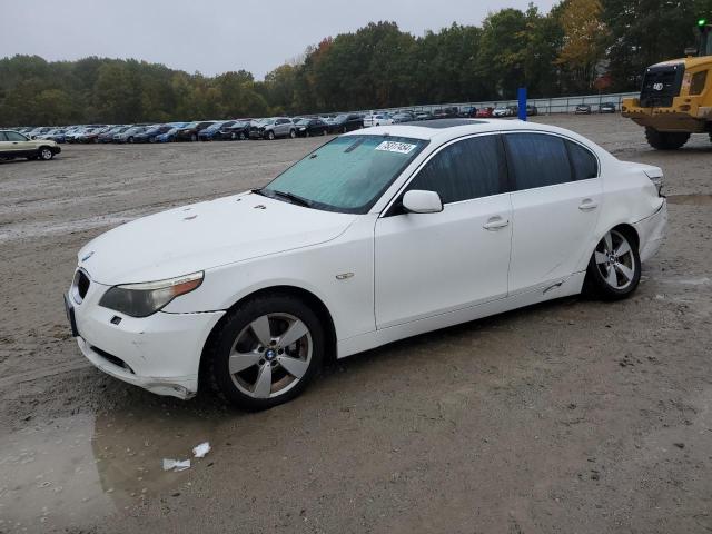 WBANF73547CU21391 - 2007 BMW 530 XI Biały zdjęcie 1