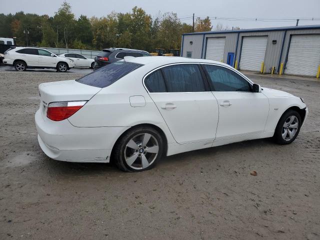 WBANF73547CU21391 - 2007 BMW 530 XI Biały zdjęcie 3