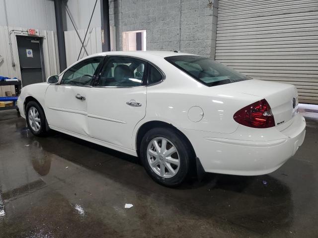 2G4WD532351245276 - 2005 BUICK LACROSSE CXL WHITE photo 2