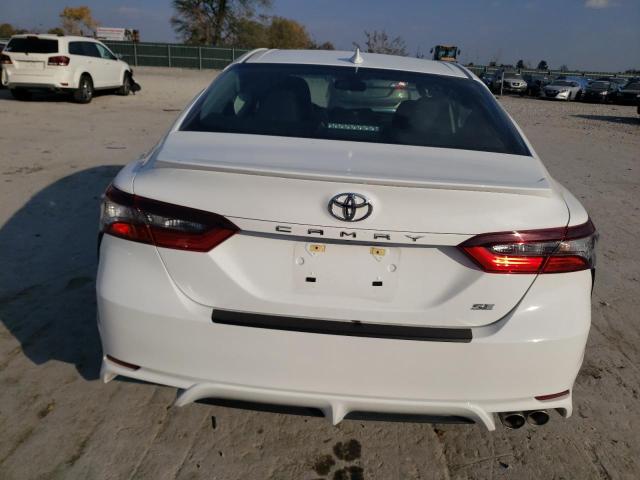 4T1T11AK4PU720089 - 2023 TOYOTA CAMRY SE NIGHT SHADE WHITE photo 6