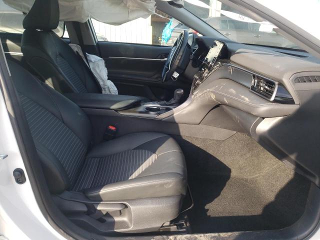 4T1T11AK4PU720089 - 2023 TOYOTA CAMRY SE NIGHT SHADE WHITE photo 7