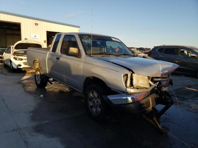 1N6DD26SXYC416431 - 2000 NISSAN FRONTIER KING CAB XE SILVER photo 4