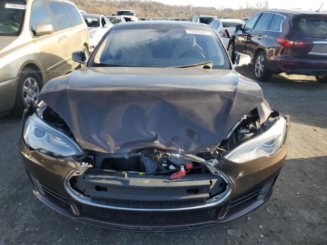 5YJSA1CG3DFP13342 - 2013 TESLA MODEL S ყავისფერი ფოტო 5