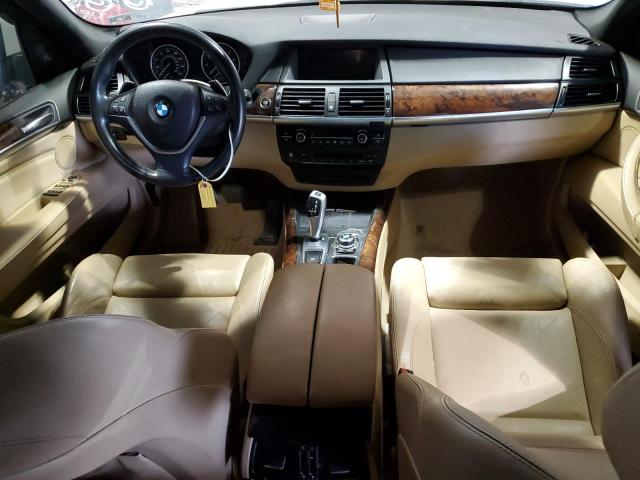 5UXZV8C56D0C16621 - 2013 BMW X5 XDRIVE50I WHITE photo 8