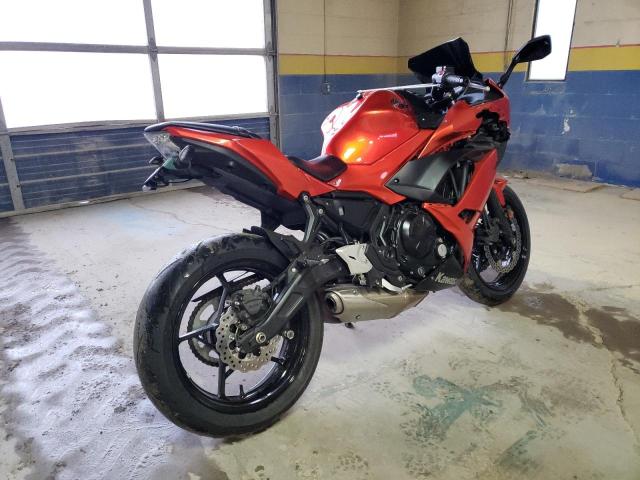 JKAEXEJ12HDA00198 - 2017 KAWASAKI EX650 J წითელი ფოტო 4