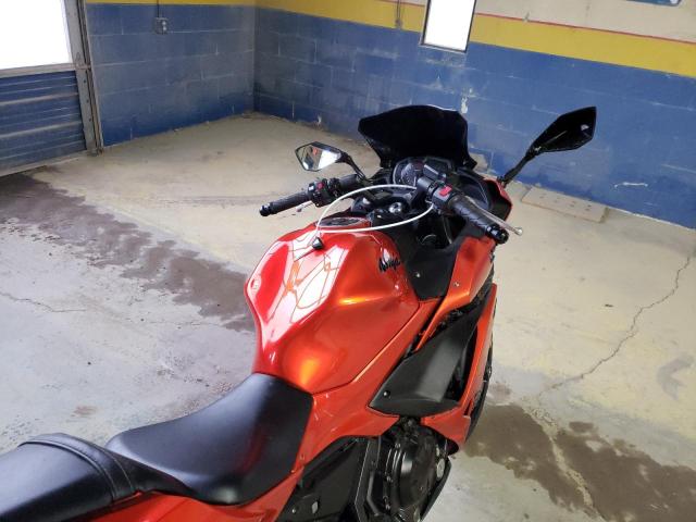 JKAEXEJ12HDA00198 - 2017 KAWASAKI EX650 J წითელი ფოტო 5