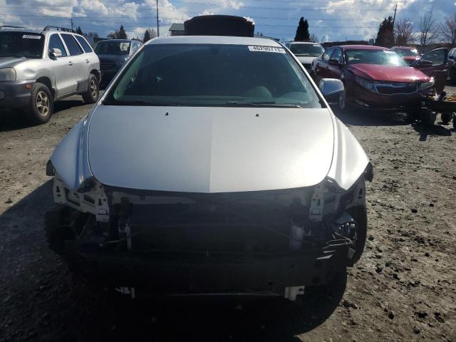 1G1ZH57B59F160110 - 2009 CHEVROLET MALIBU 1LT Күміс фото 5