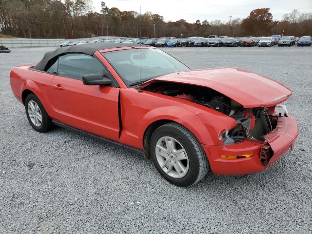 1ZVFT84N065178554 - 2006 FORD MUSTANG RED photo 4