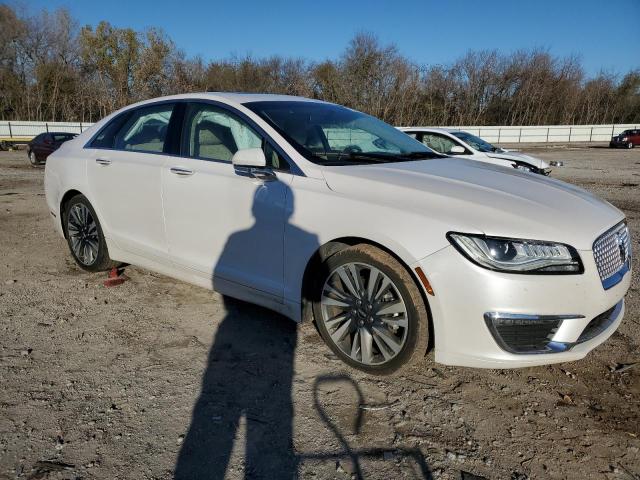 3LN6L5C90HR642329 - 2017 LINCOLN MKZ SELECT WHITE photo 4