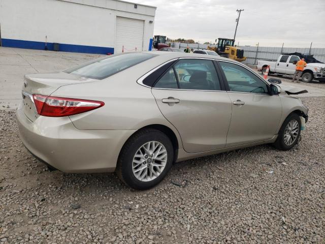 4T4BF1FK8GR582018 - 2016 TOYOTA CAMRY LE SILVER photo 3