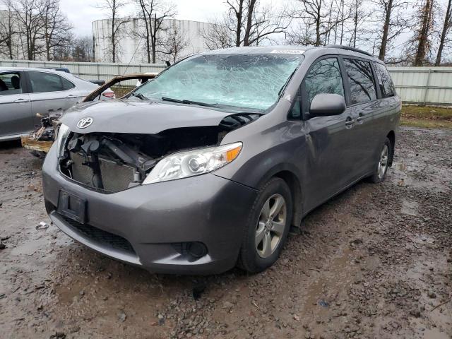 5TDKK3DCXCS197690 - 2012 TOYOTA SIENNA LE SILVER photo 1