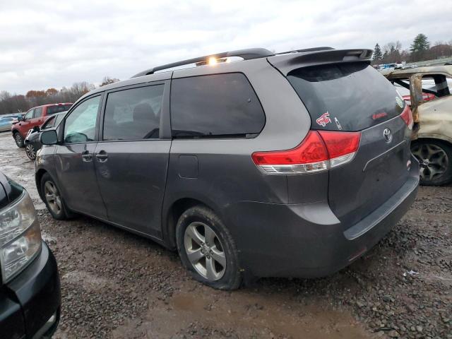 5TDKK3DCXCS197690 - 2012 TOYOTA SIENNA LE SILVER photo 2