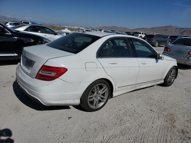 WDDGF4HB5DR288051 - 2013 MERCEDES-BENZ C 250 WHITE photo 3