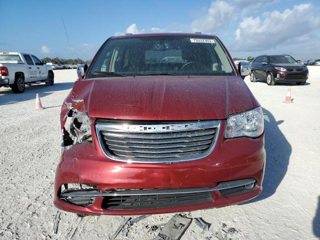 2C4RC1JG0FR715004 - 2015 CHRYSLER TOWN & COU LIMITED RED photo 5