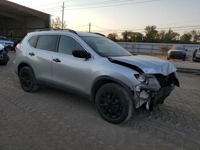 KNMAT2MV2GP605927 - 2016 NISSAN ROGUE S SILVER photo 4