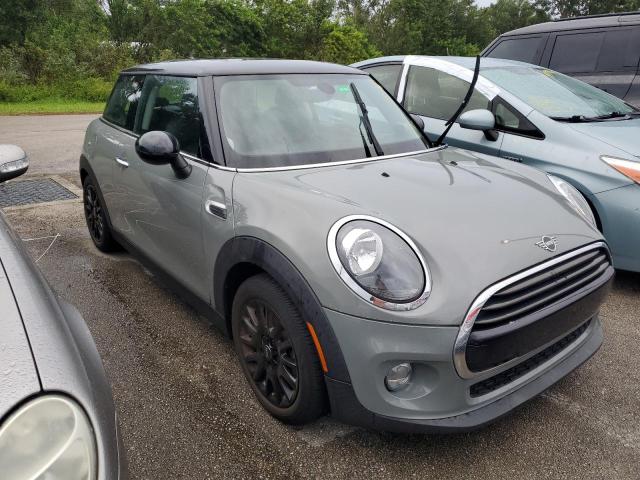 WMWXP5C56K2H31375 - 2019 MINI COOPER GRAY photo 4