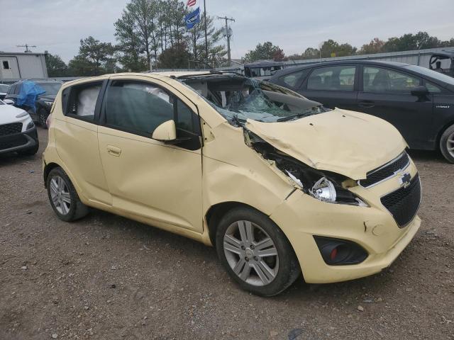 KL8CB6S92EC445148 - 2014 CHEVROLET SPARK LS YELLOW photo 4