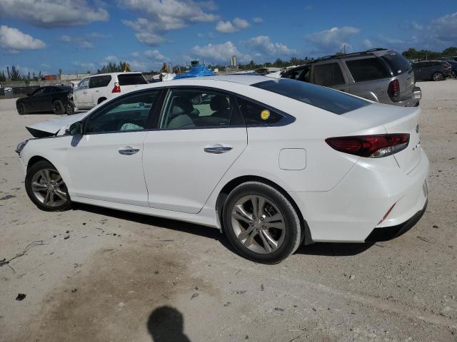 5NPE34AF3KH804063 - 2019 HYUNDAI SONATA LIMITED WHITE photo 2