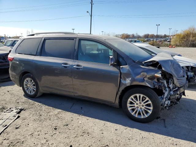 5TDYK3DC9FS568059 - 2015 TOYOTA SIENNA XLE GRAY photo 4