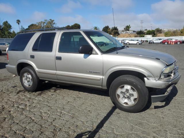 1GNDT13X44K138164 - 2004 CHEVROLET BLAZER TAN photo 4