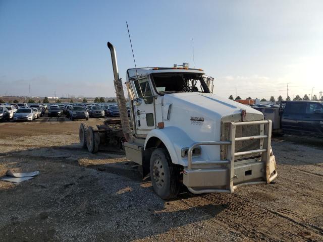 1XKDP4EX4KJ254709 - 2019 KENWORTH CONSTRUCTI T800 WHITE photo 9