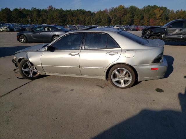 JTHBD192550096091 - 2005 LEXUS IS 300 SILVER photo 2