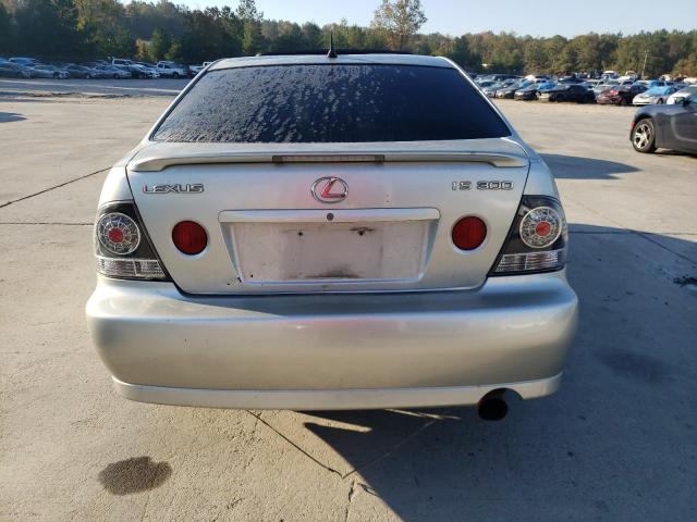 JTHBD192550096091 - 2005 LEXUS IS 300 SILVER photo 6