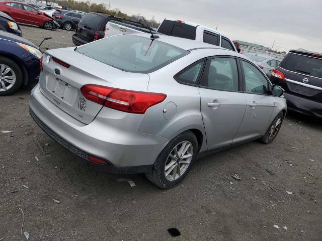 1FADP3F24HL303600 - 2017 FORD FOCUS SE SILVER photo 3