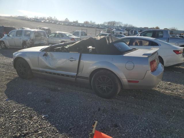 1ZVFT84N355194200 - 2005 FORD MUSTANG GRAY photo 2