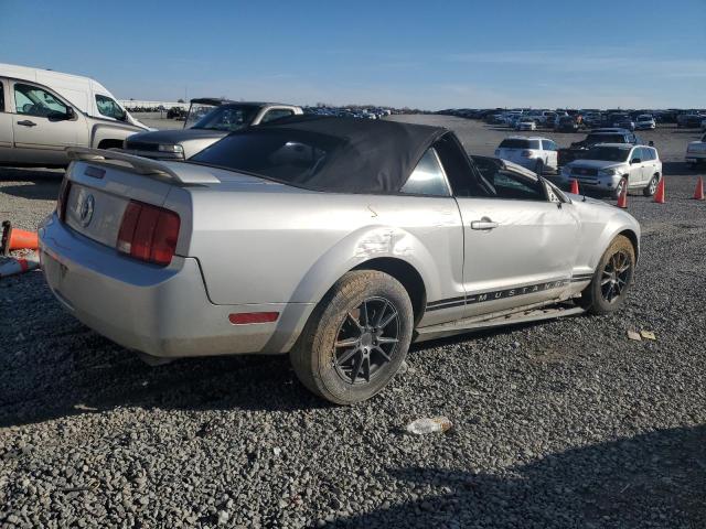 1ZVFT84N355194200 - 2005 FORD MUSTANG GRAY photo 3