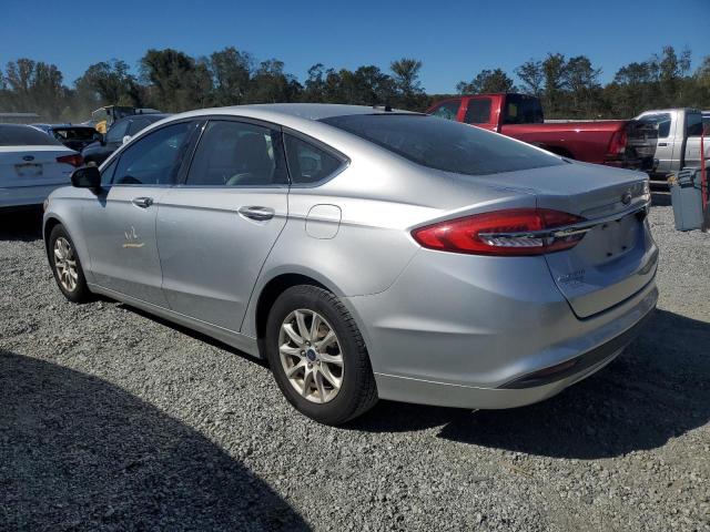 3FA6P0G7XJR230421 - 2018 FORD FUSION S SILVER photo 2