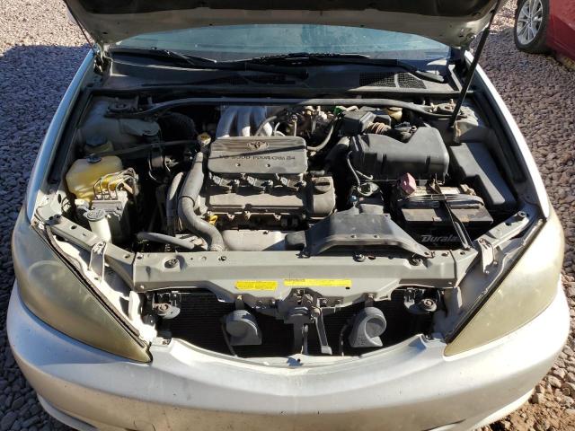 JTDBF30K120040181 - 2002 TOYOTA CAMRY LE SILVER photo 11