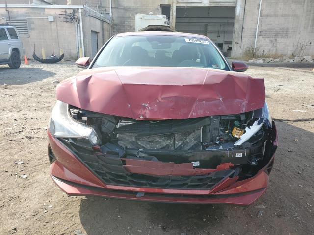 KMHLL4AG4PU594341 - 2023 HYUNDAI ELANTRA SE RED photo 5