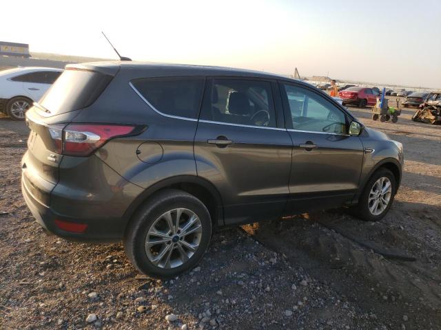 1FMCU9G95HUC52465 - 2017 FORD ESCAPE SE GRAY photo 3