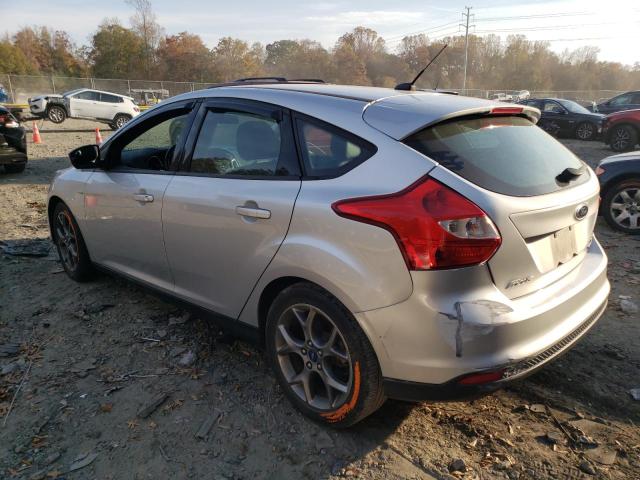 1FADP3K26DL259101 - 2013 FORD FOCUS SE SILVER photo 2